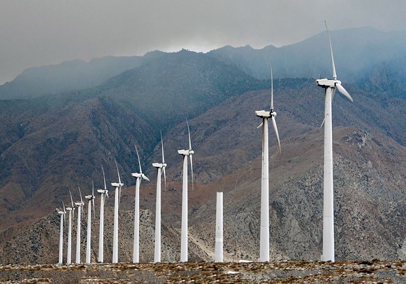 大型風(fēng)力發(fā)電機的高度有多少米？