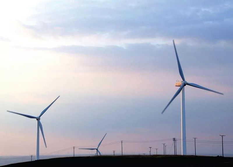 不為人知的秘密，風(fēng)力發(fā)電機(jī)為什么順時(shí)針旋轉(zhuǎn)？