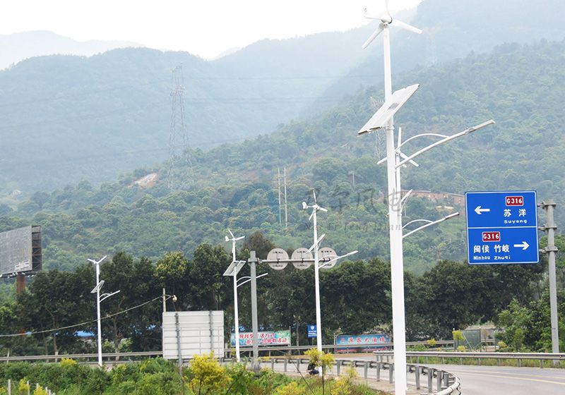 風(fēng)力發(fā)電機(jī)路燈需要額外投入多少維護(hù)費(fèi)用？